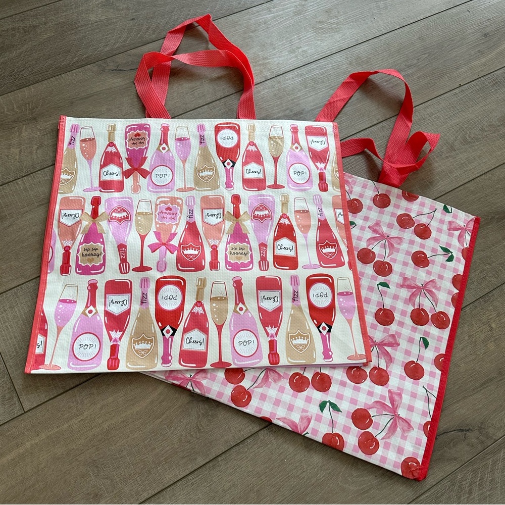 Homegoods TJMaxx Marshalls Checkered Cherry Print & Champagne Print Bags NWOT
